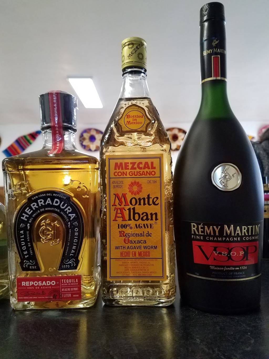 Kenyas Family Restaurant | restaurant | 27 S Main St, Clintonville, WI 54929, USA | 7154603511 OR +1 715-460-3511