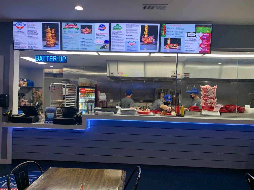 Big League Burgers | restaurant | 3734 W Irving Park Rd, Chicago, IL 60618, USA | 7739617558 OR +1 773-961-7558