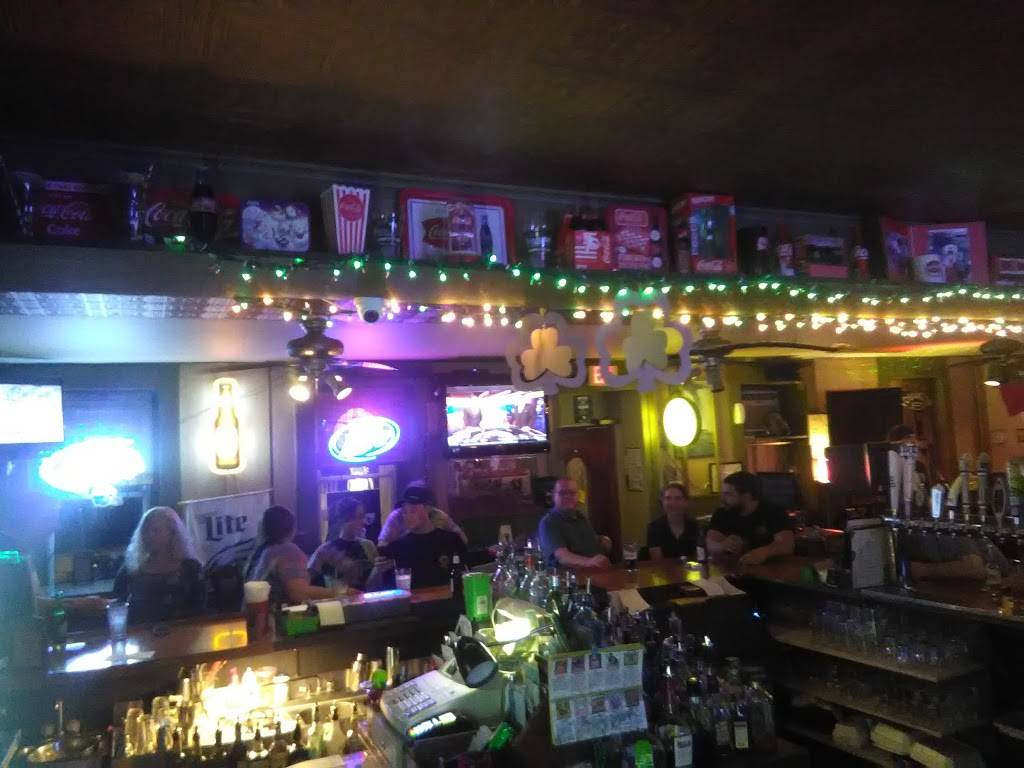 Mackeys | restaurant | 7408 Boyertown Pike, Douglassville, PA 19518, USA | 6106890405 OR +1 610-689-0405