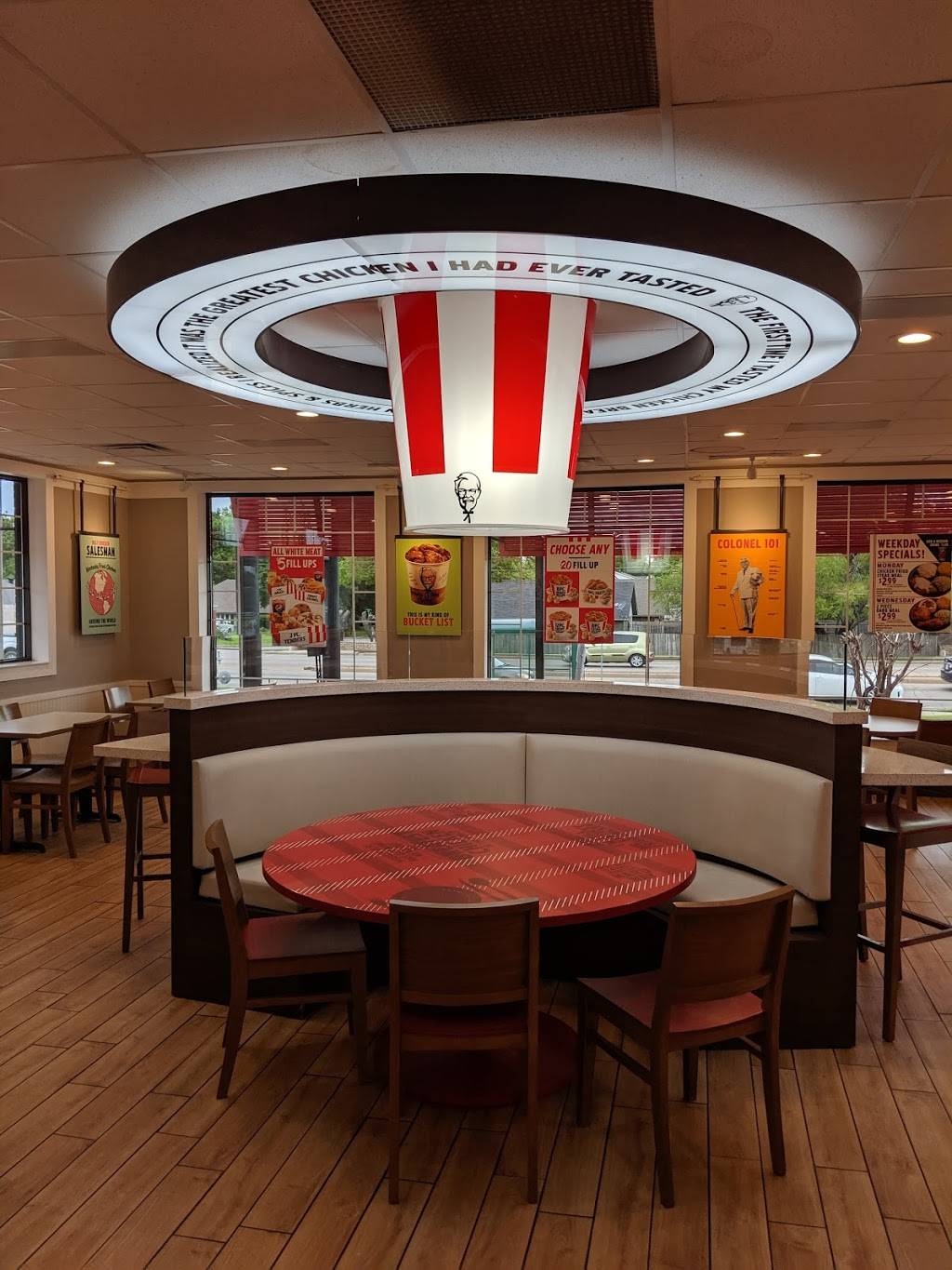 KFC | restaurant | 11104 E 21st St, Tulsa, OK 74129, USA | 9184377696 OR +1 918-437-7696