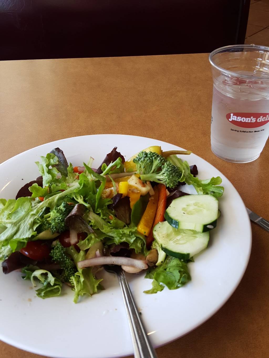 Jasons Deli | restaurant | 5408 New Hope Commons Dr, Durham, NC 27707, USA | 9194933350 OR +1 919-493-3350