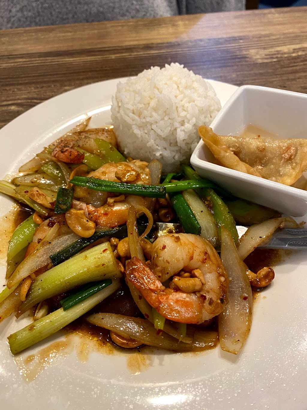 MONT THAI CUISINE | restaurant | 900 Hwy 62 E, Mountain Home, AR 72653, USA | 8703218865 OR +1 870-321-8865