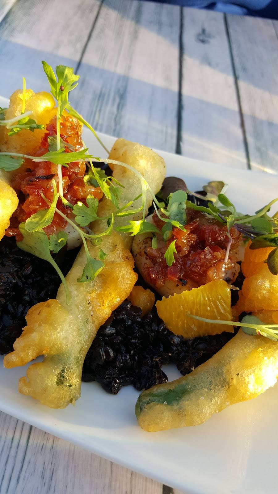 The Pointe on Badgers Island | restaurant | 31 Badgers Island W, Kittery, ME 03904, USA | 2077032987 OR +1 207-703-2987