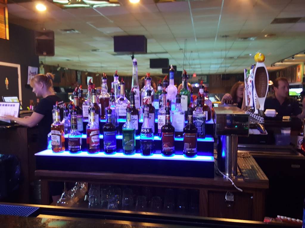 Doodles Billiards | restaurant | 105 W General Screven Way, Hinesville, GA 31313, USA | 9123692211 OR +1 912-369-2211