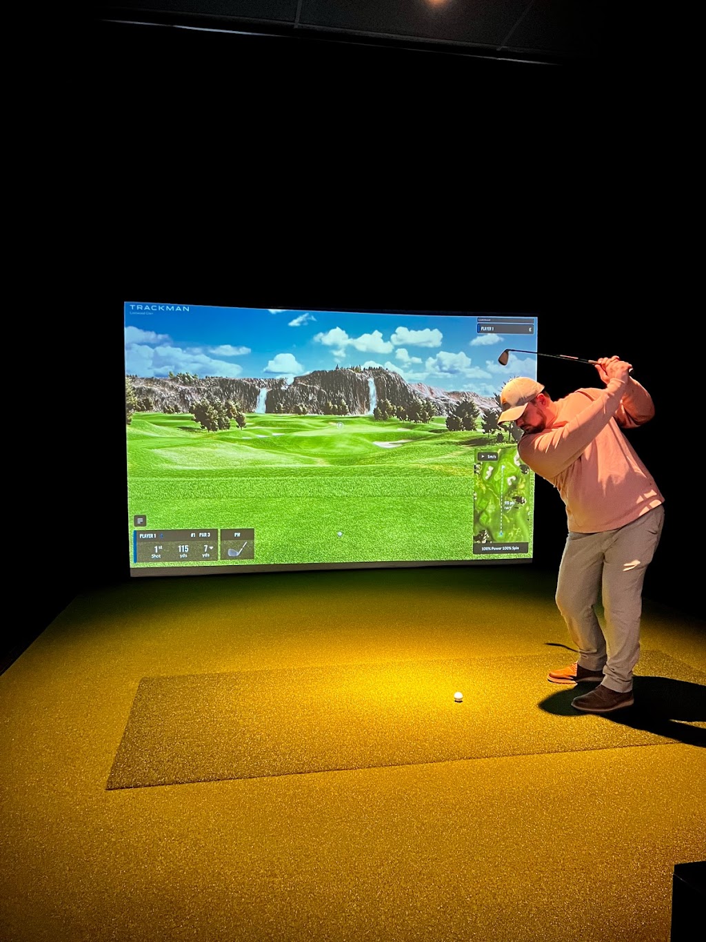 Tap in Golf | restaurant | 38E Catoctin Cir SE, Leesburg, VA 20175, USA | 5718313124 OR +1 571-831-3124