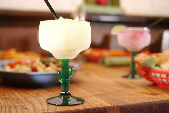 El Tiempo Cantina- Richmond | restaurant | 3130 Richmond Ave, Houston, TX 77098, USA | 7138071600 OR +1 713-807-1600