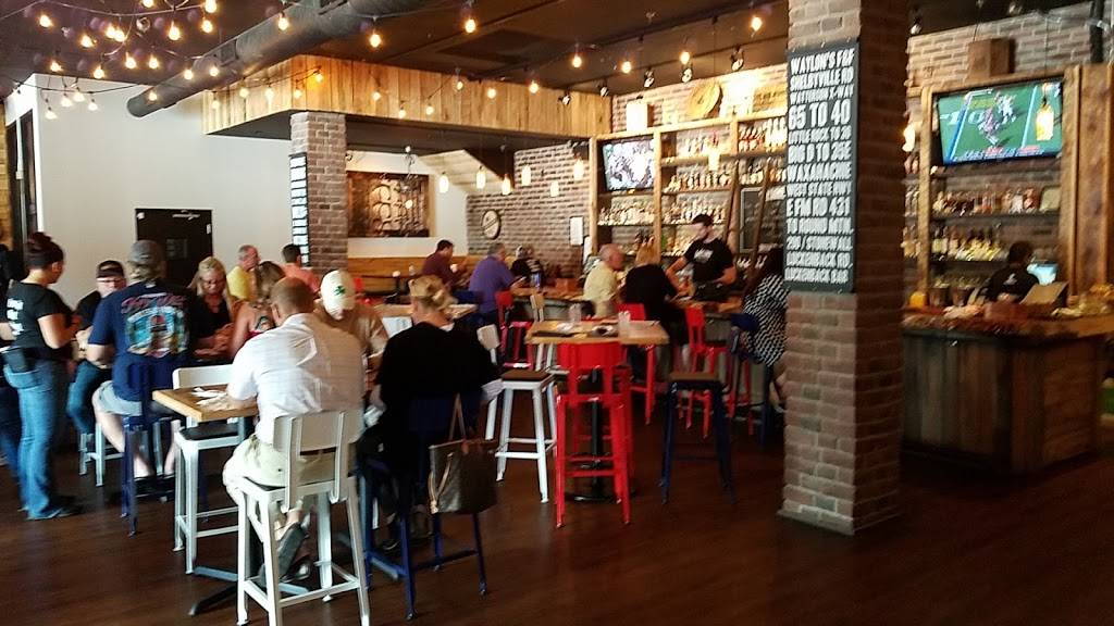 Waylons Feed and Firewater | restaurant | 3939 Shelbyville Rd, Louisville, KY 40207, USA | 5028735580 OR +1 502-873-5580