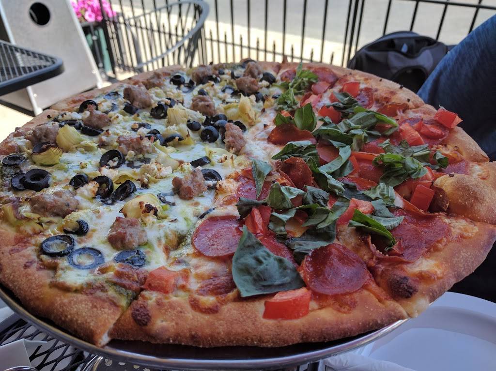 Amato Pizza | meal delivery | 6081 Meridian Ave, San Jose, CA 95120, USA | 4089977727 OR +1 408-997-7727