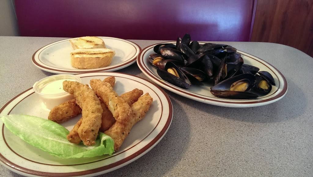 DiCillo Tavern | restaurant | 6088 Mayfield Rd, Mayfield Heights, OH 44124, USA | 4404422755 OR +1 440-442-2755