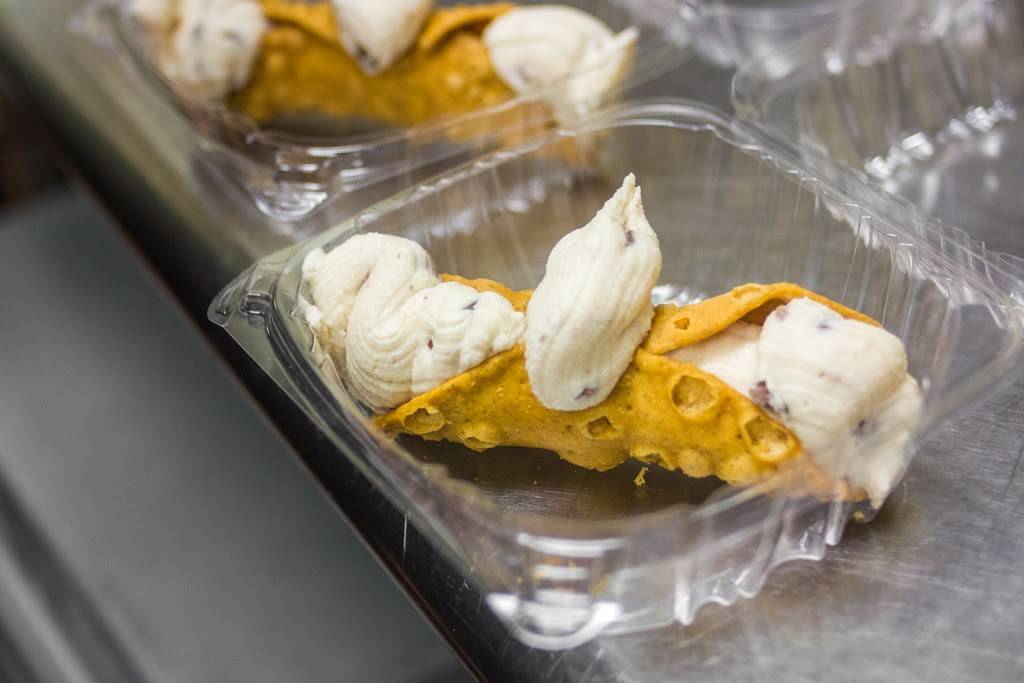 Vinzos | restaurant | 1006 FL-436, Casselberry, FL 32707, USA | 4073319090 OR +1 407-331-9090