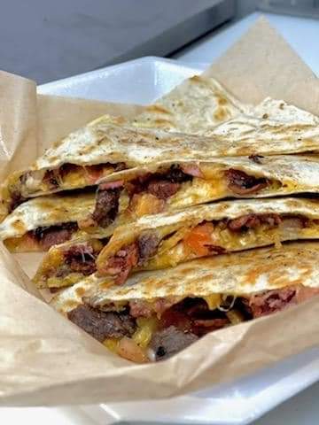 Pilos Cafe Fl | restaurant | 905 S Kings Ave, Brandon, FL 33511, USA | 8135702705 OR +1 813-570-2705