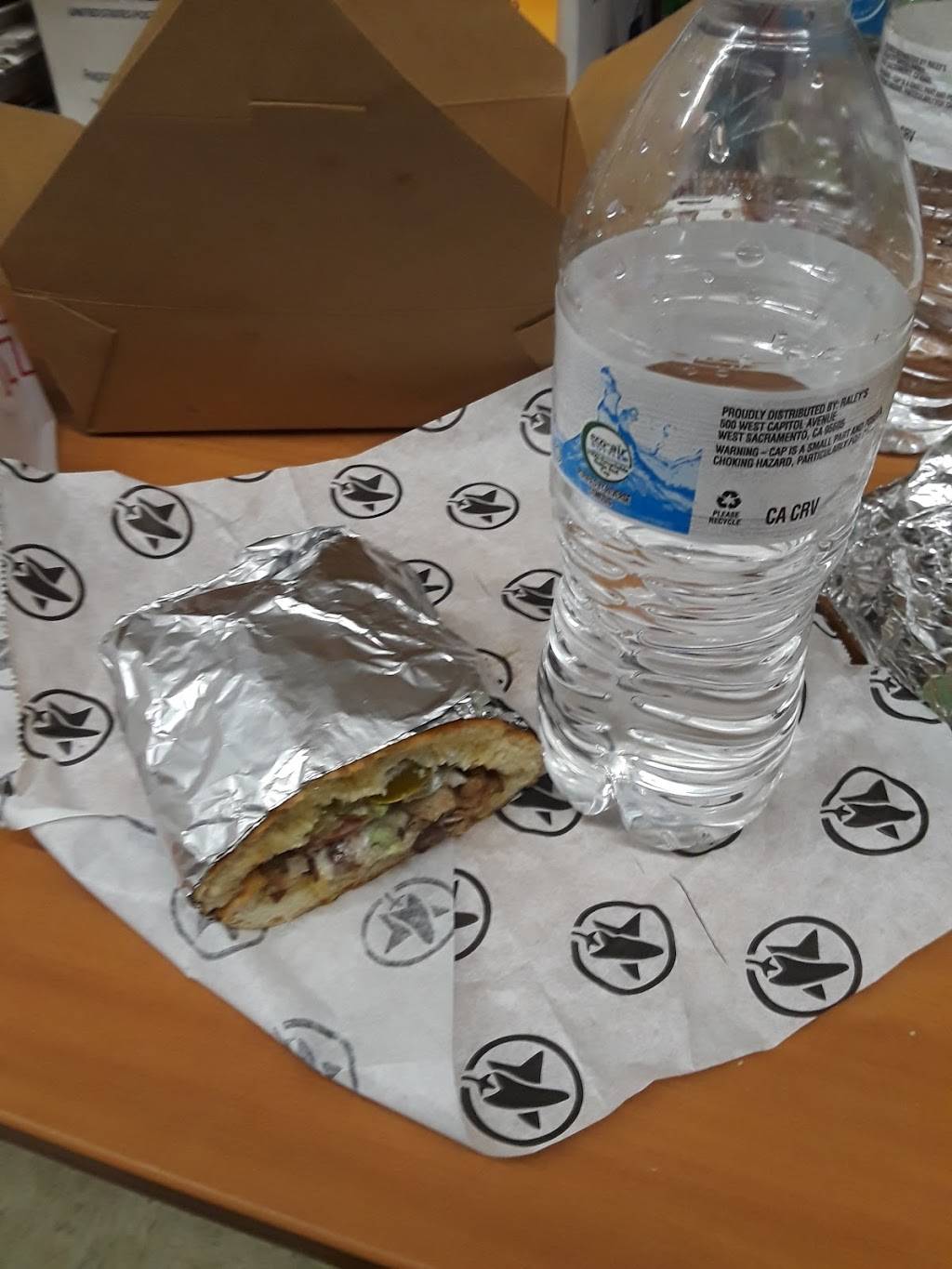 La Estrella Tacos and Seafood | restaurant | 5408 Franklin Blvd Suite A, Sacramento, CA 95820, USA | 9168346031 OR +1 916-834-6031