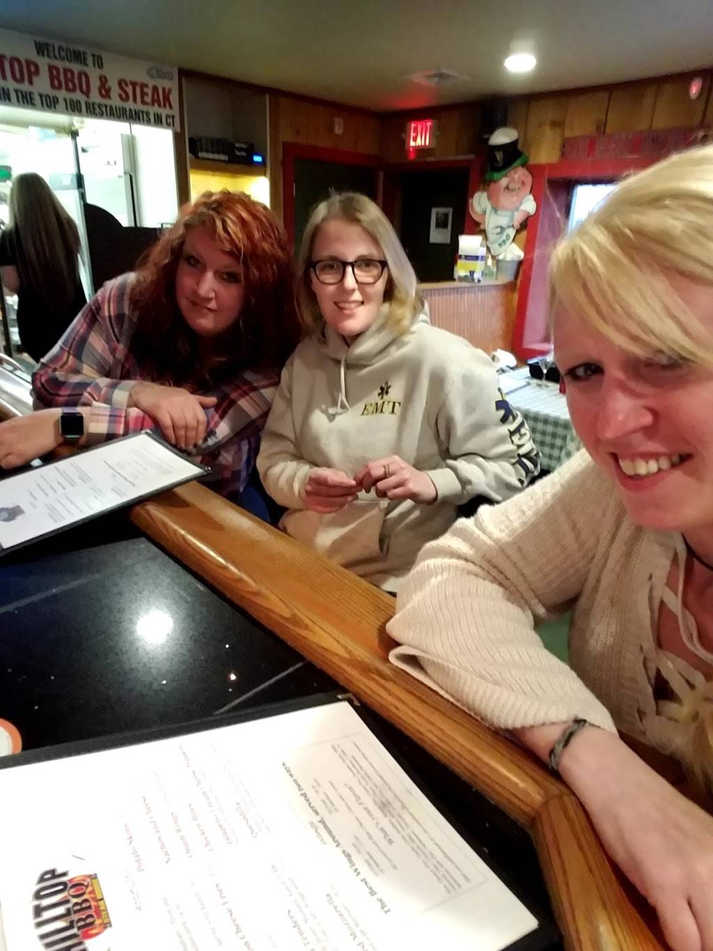 Hilltop BBQ | restaurant | 12 Rae Palmer Rd, Moodus, CT 06469, USA | 8608731234 OR +1 860-873-1234