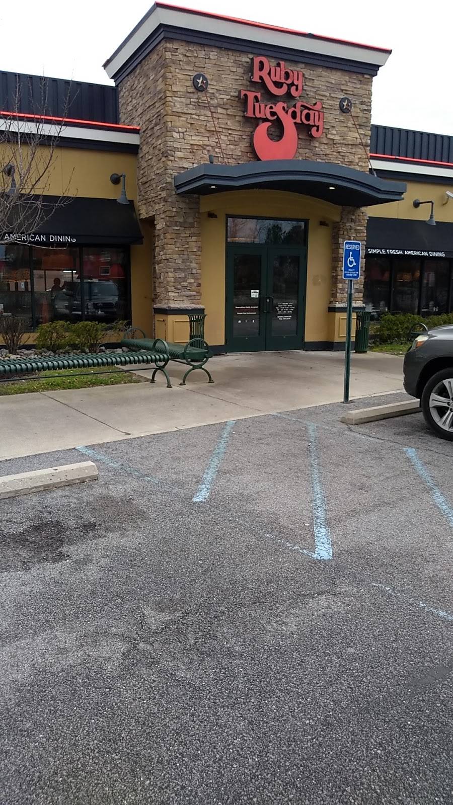 Ruby Tuesday | restaurant | 2757 Godwin Blvd, Suffolk, VA 23434, USA | 7579232860 OR +1 757-923-2860
