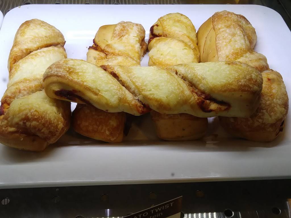 Jamba Juice 4th St & Santa Monica Blvd | restaurant | 331 A Santa Monica Blvd, Santa Monica, CA 90401, USA | 3104510419 OR +1 310-451-0419