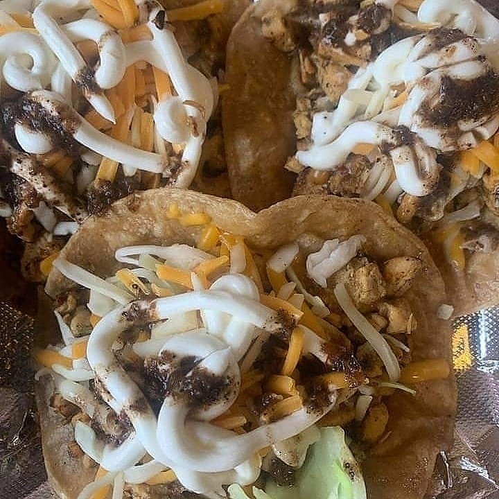 Tastee Rolls | restaurant | 130 E 79th St, Chicago, IL 60619, USA | 7739666080 OR +1 773-966-6080