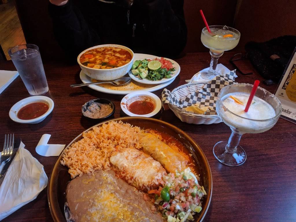 El Guadalajaras Mexican Restaurant | restaurant | 831 S 1st St, Shelton, WA 98584, USA | 3604261181 OR +1 360-426-1181