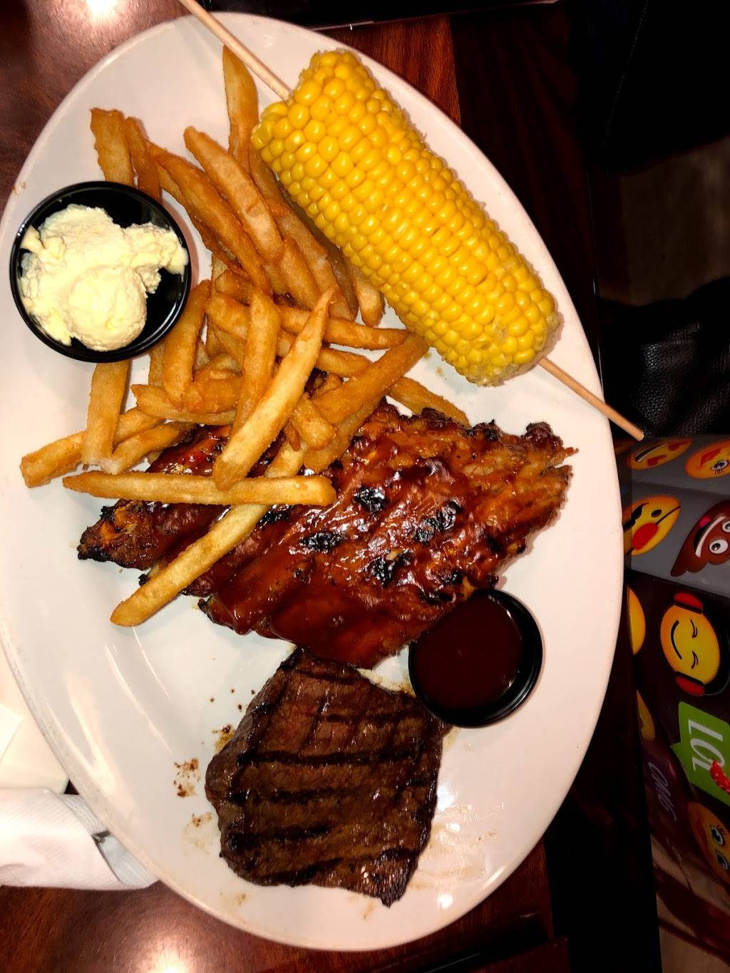 Tony Romas | restaurant | 20720 S Avalon Blvd, Carson, CA 90746, USA | 3103295723 OR +1 310-329-5723