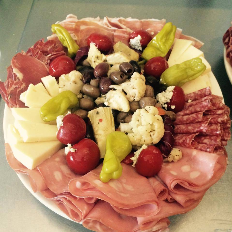 Lucias | restaurant | 1825 W North Ave, Chicago, IL 60622, USA | 7732929700 OR +1 773-292-9700