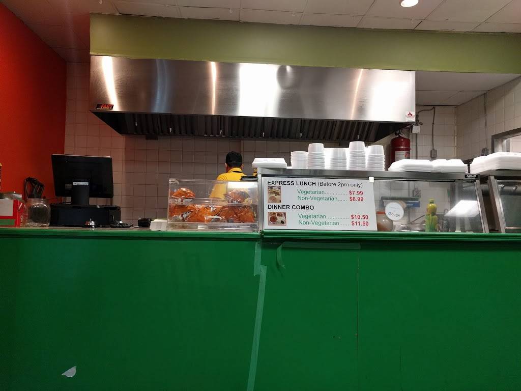 Masala Corner | restaurant | 807 Main St W, Hamilton, ON L8S 3M4, Canada | 9057770123 OR +1 905-777-0123