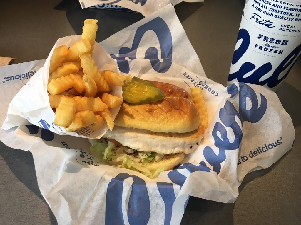Culvers | restaurant | 1560 Outlet Blvd, Daytona Beach, FL 32117, USA | 3862567888 OR +1 386-256-7888