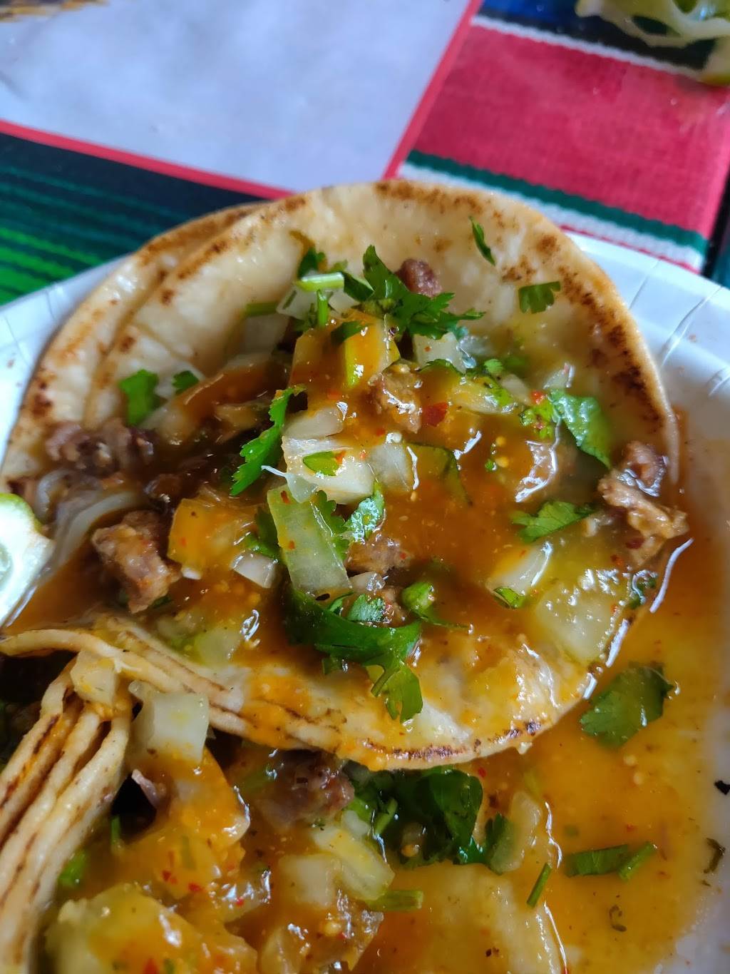 Tacos El Pariente Y Mariscos | restaurant | 100 Williams Rd, Salinas, CA 93905, USA | 8314243711 OR +1 831-424-3711