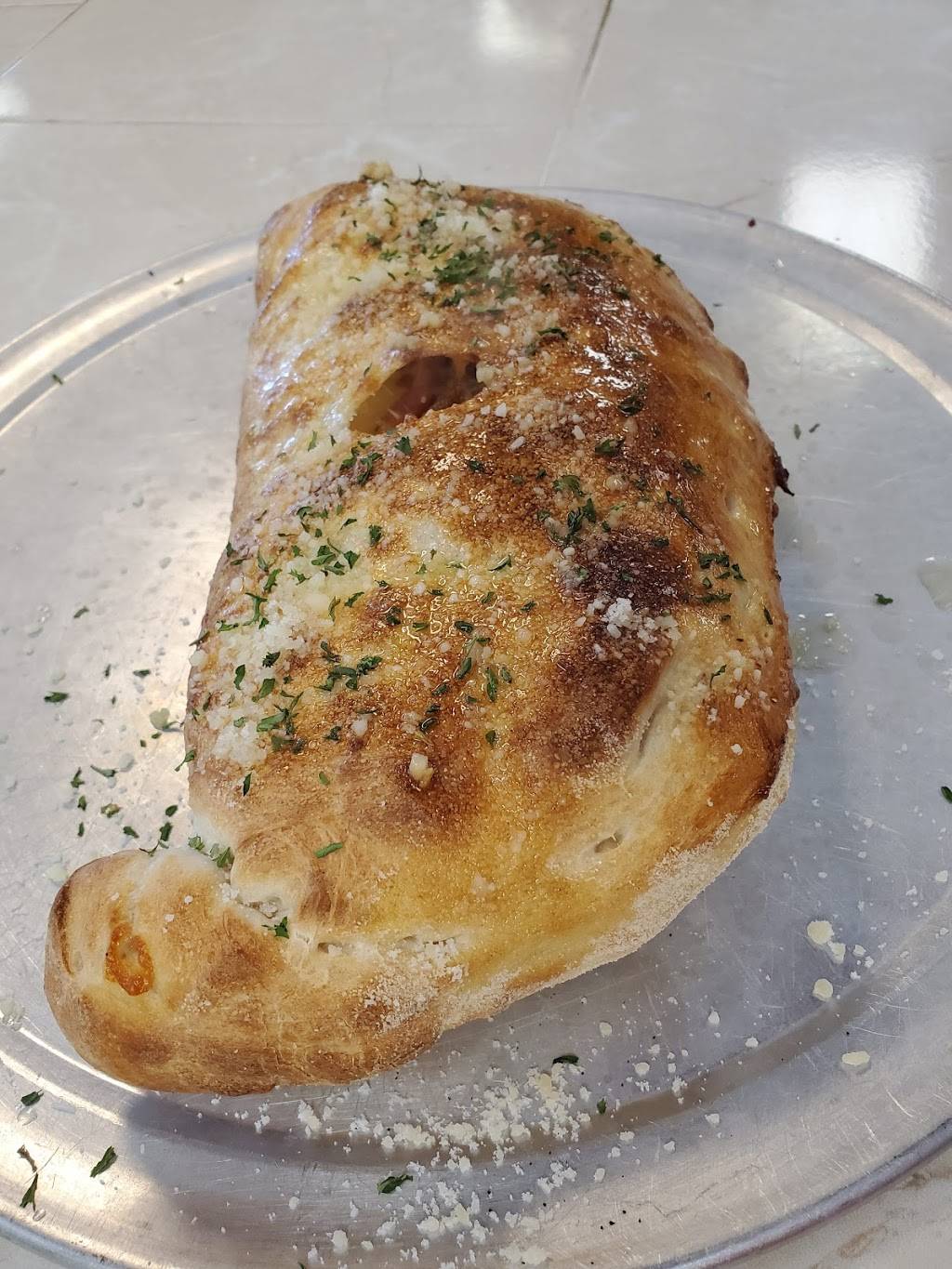 Feelin Saucy Pizzeria | restaurant | 1270 N Wickham Rd Suite 46, Melbourne, FL 32935, USA | 3216108336 OR +1 321-610-8336