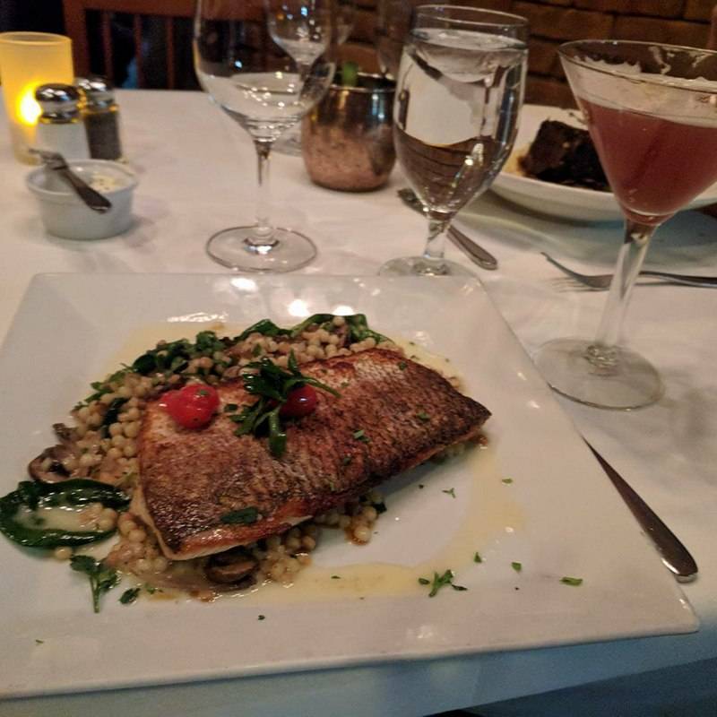 Amber Cafe | restaurant | 13 N Cass Ave, Westmont, IL 60559, USA | 6305158080 OR +1 630-515-8080