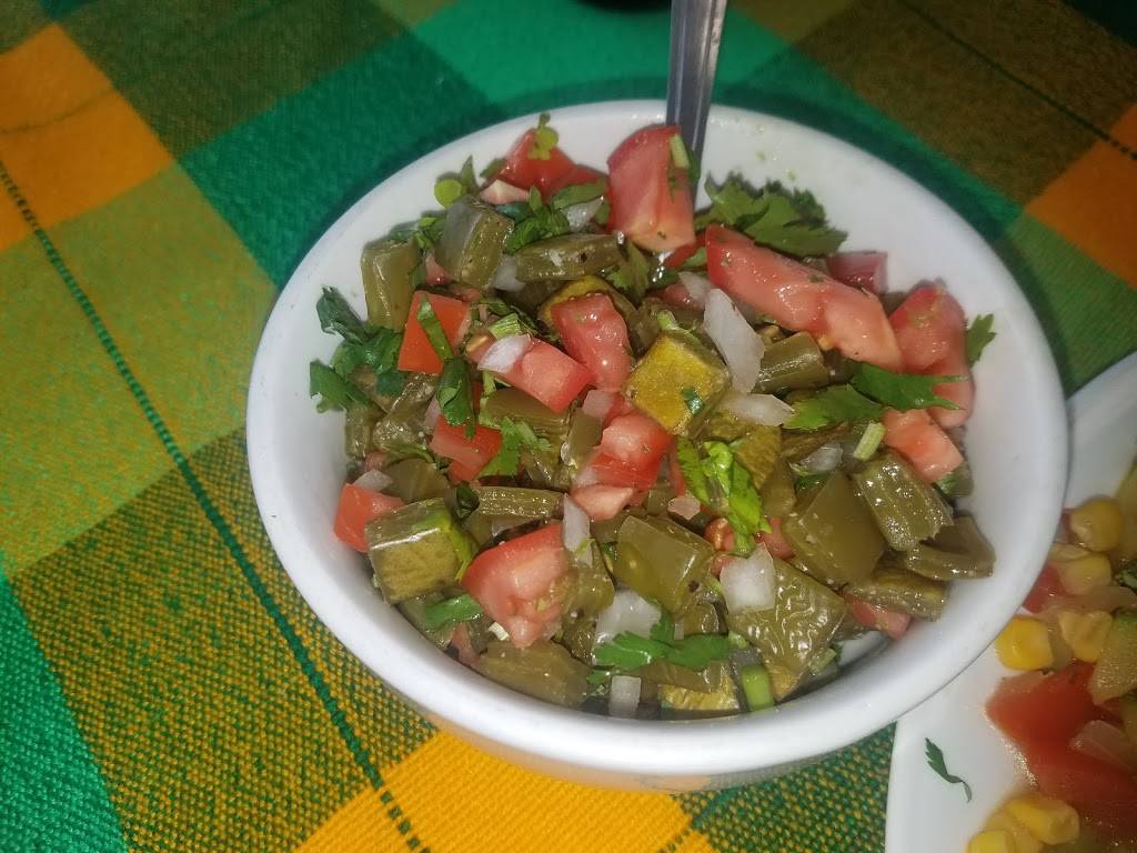 El Tacazo Mexican Delights | restaurant | 95 E Minnesota St, Le Center, MN 56057, USA | 5073572232 OR +1 507-357-2232