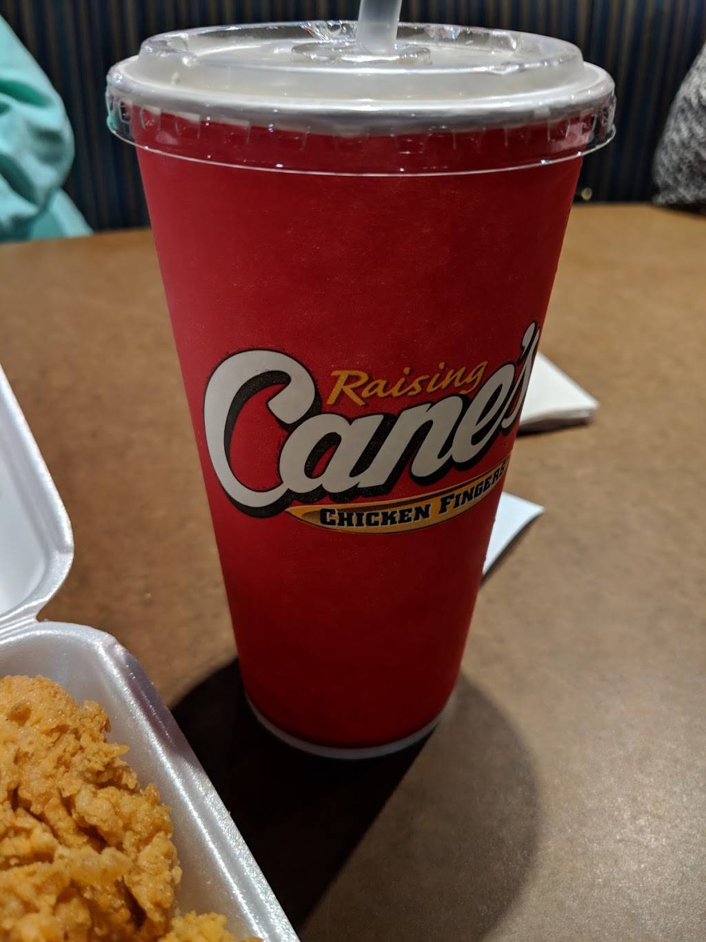 Raising Canes Chicken Fingers | meal takeaway | 10420 US 49, Gulfport, MS 39503, USA | 2283284216 OR +1 228-328-4216