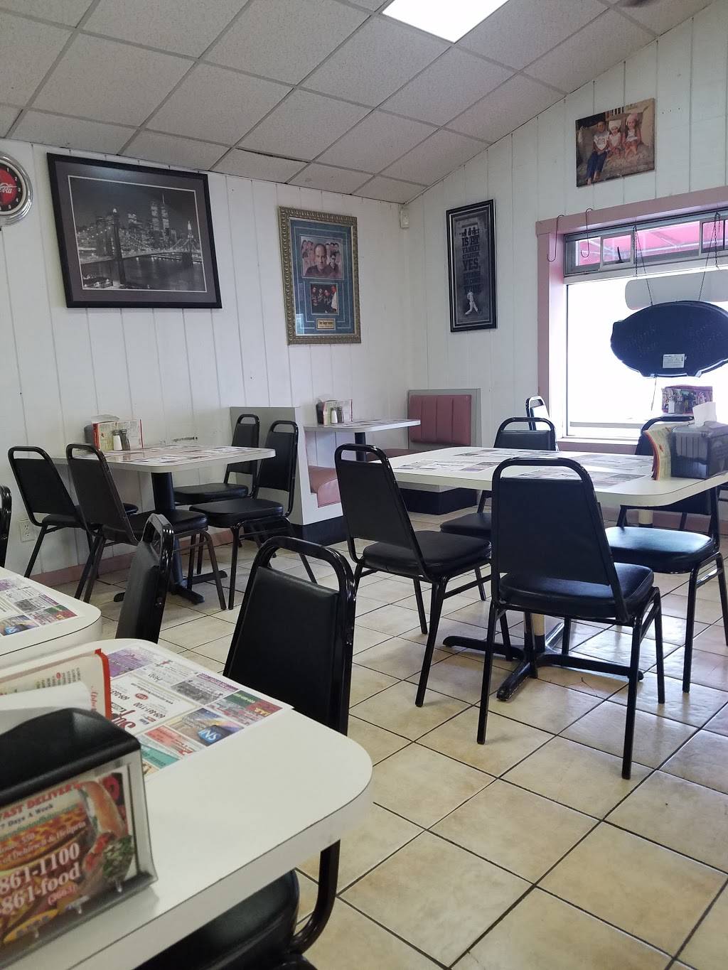 Panzinis Pizza House | restaurant | 1100 Dehirsch Ave, Woodbine, NJ 08270, USA | 6098611100 OR +1 609-861-1100