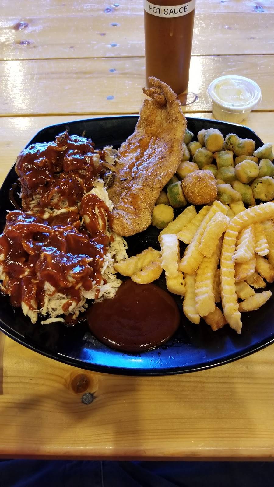 Choo Choo BBQ of Hixson | restaurant | 6410 Hixson Pike, Hixson, TN 37343, USA | 4238439554 OR +1 423-843-9554