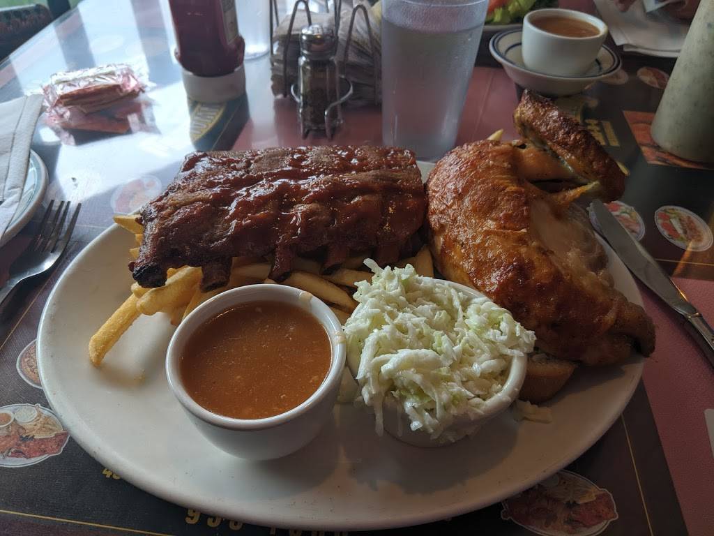 Cornwall BBQ Fine Dining | restaurant | 436 Second St W, Cornwall, ON K6J 1H1, Canada | 6139331000 OR +1 613-933-1000