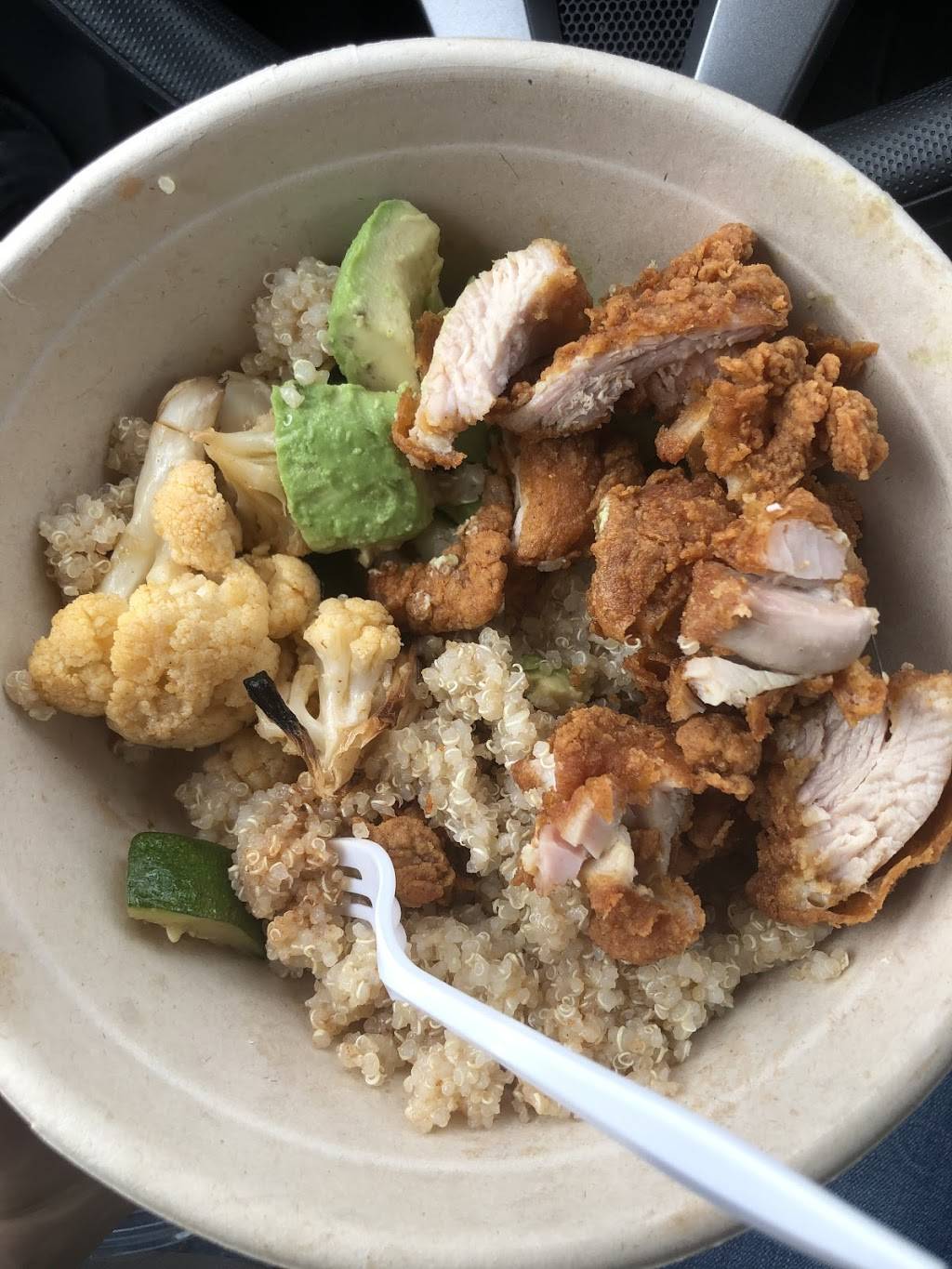 HNT Chicken | restaurant | 477 Franklin Mills Cir, Philadelphia, PA 19154, USA | 2156374800 OR +1 215-637-4800