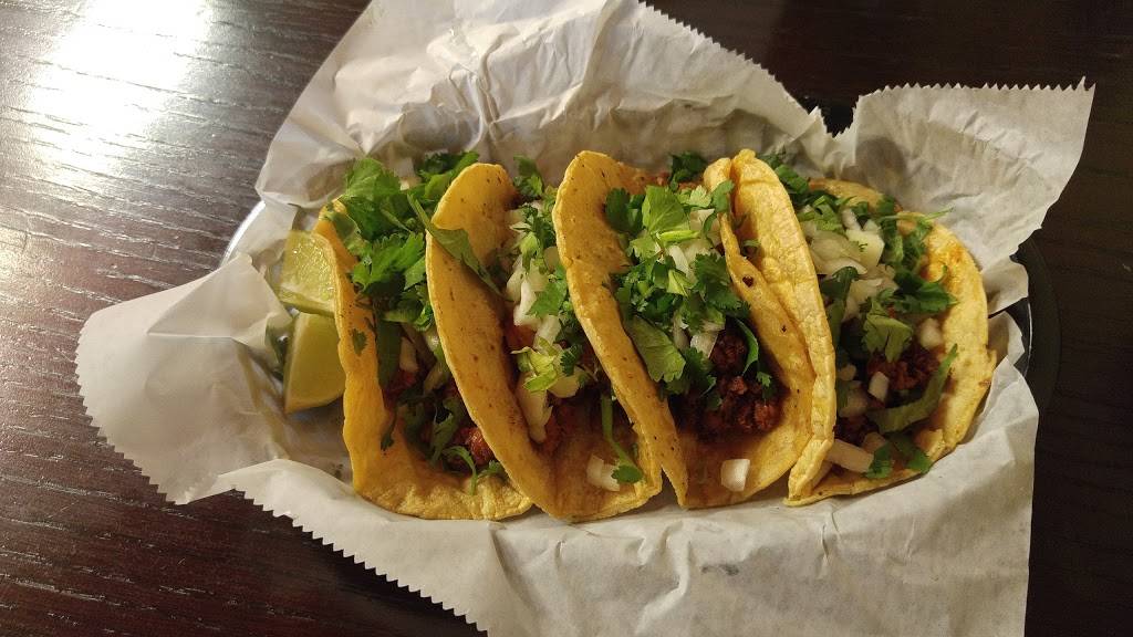 Los Cuates Taqueria | restaurant | 412 Newtown Rd B, Virginia Beach, VA 23462, USA | 7574565456 OR +1 757-456-5456
