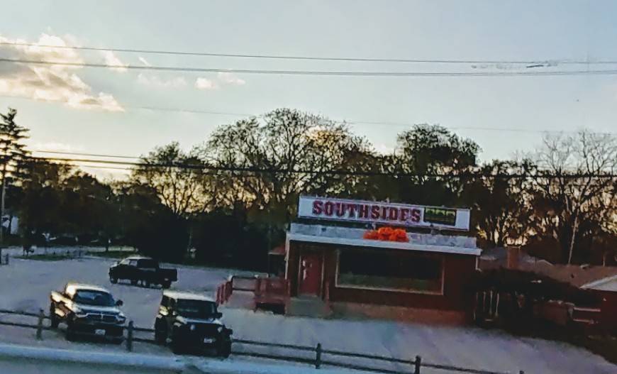 Southsides | restaurant | 11860 S Cicero Ave, Alsip, IL 60803, USA | 7083711133 OR +1 708-371-1133