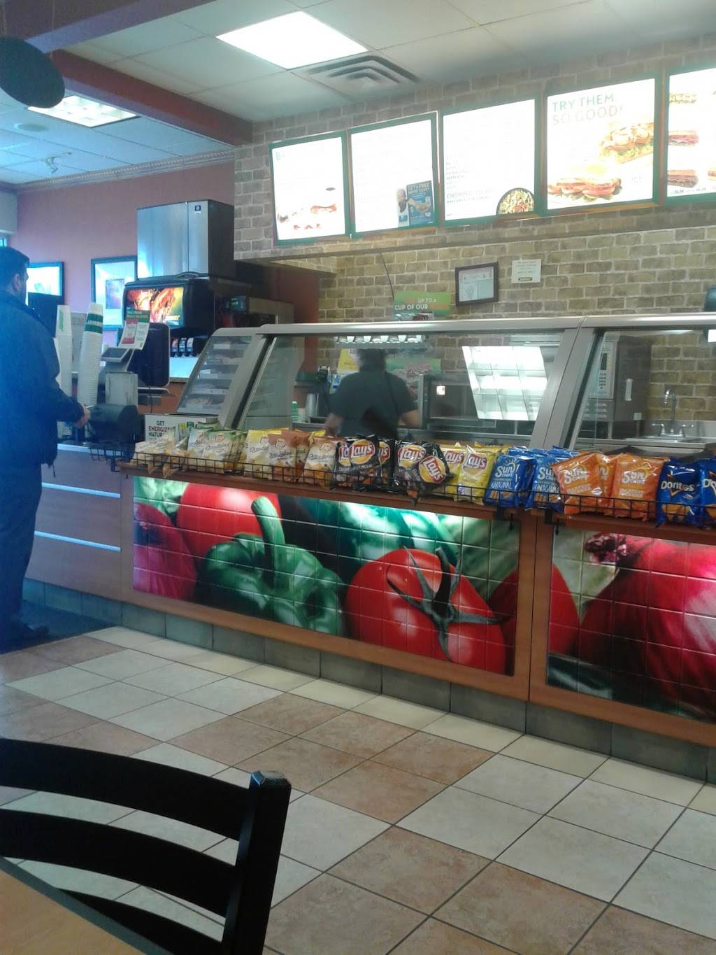 Subway Restaurants | restaurant | 3244 Glenview Rd, Glenview, IL 60025, USA | 8479981308 OR +1 847-998-1308