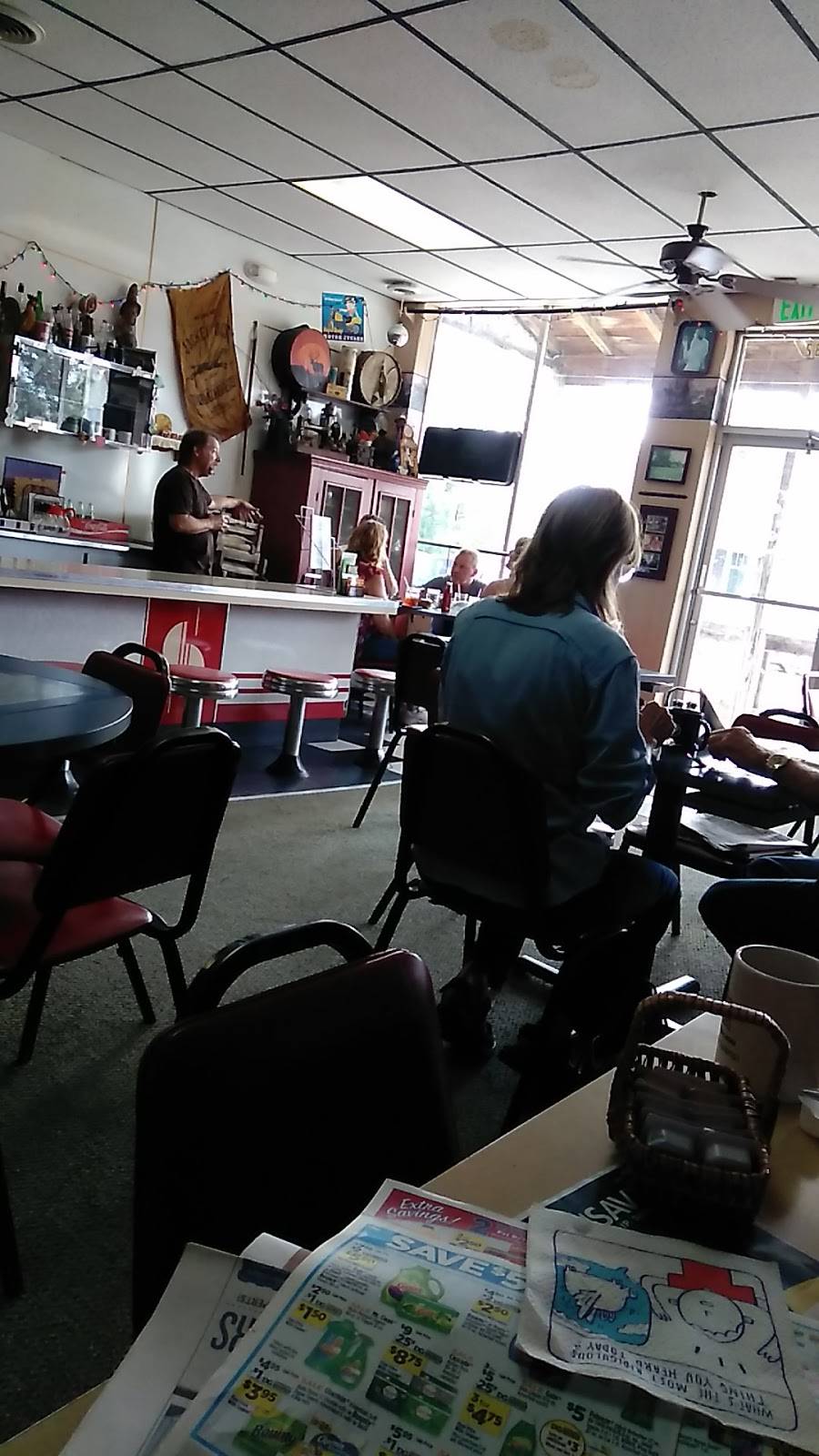 Ks Diner | restaurant | 8882 Avoca Rd, Avoca, MI 48006, USA | 8103242903 OR +1 810-324-2903