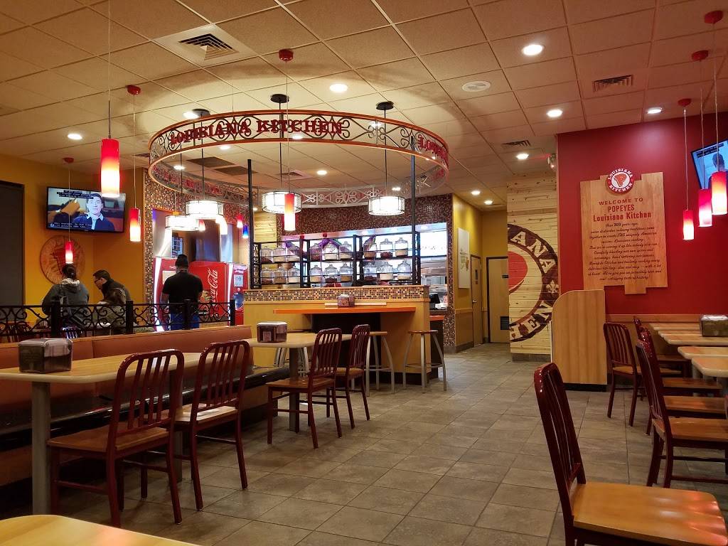 Popeyes Louisiana Kitchen | restaurant | 5658 Parkway Blvd, West Valley City, UT 84128, USA | 8018405188 OR +1 801-840-5188