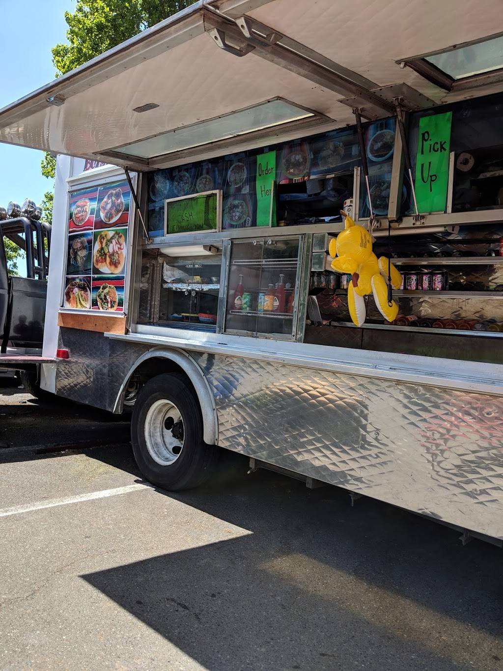 Tacos Jennyfers (food truck) | restaurant | 3457 15th Ave W, Seattle, WA 98119, USA | 2066197509 OR +1 206-619-7509