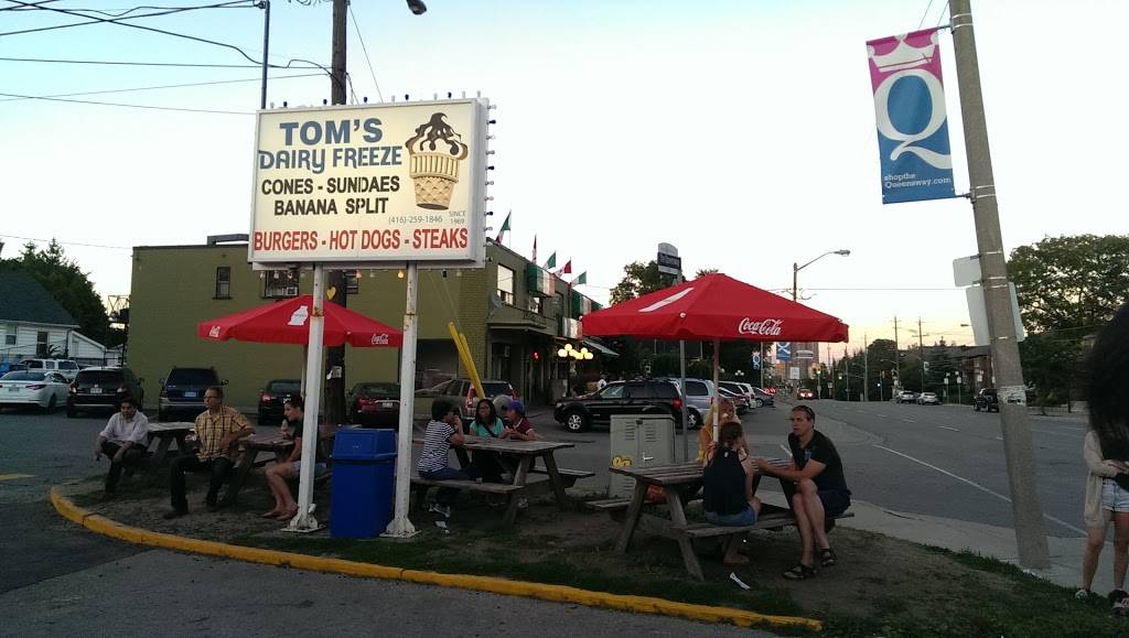 Toms Dairy Freeze | restaurant | 630 The Queensway, Etobicoke, ON M8Y 1K5, Canada | 4162591846 OR +1 416-259-1846