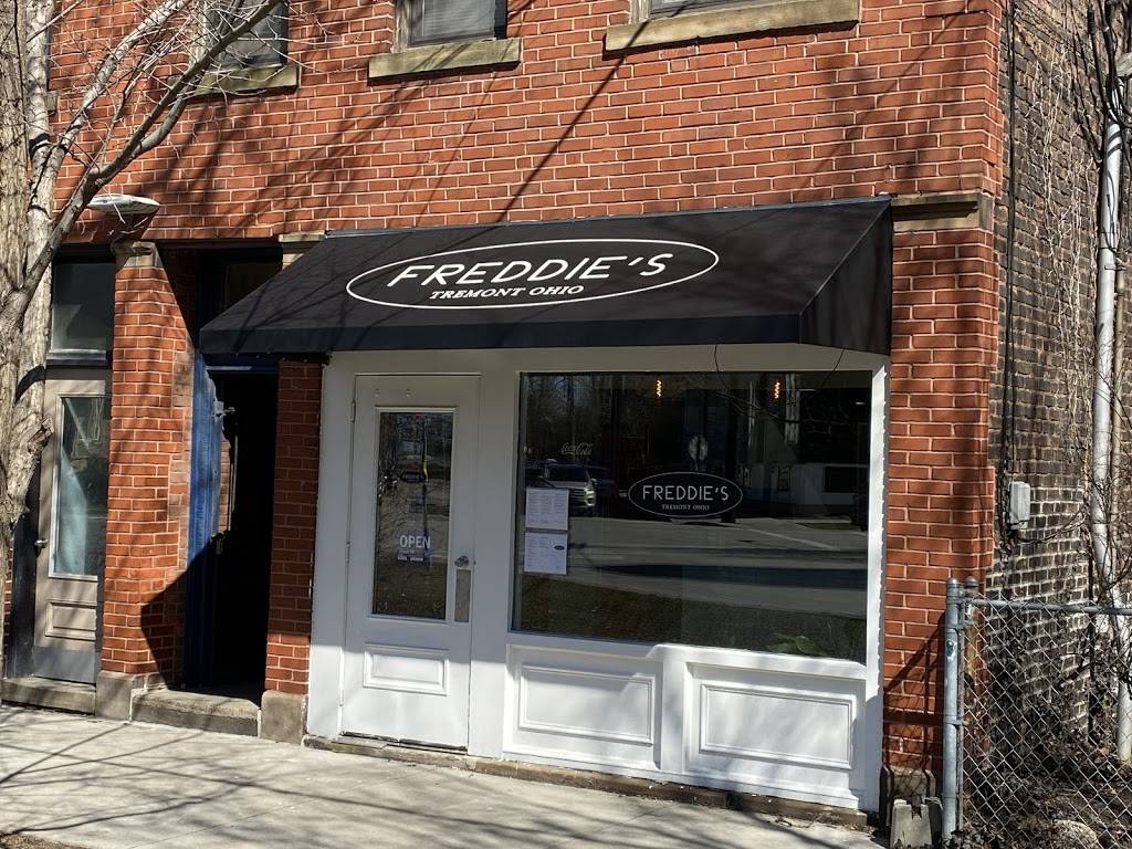 Freddies | restaurant | 2173 Professor Ave, Cleveland, OH 44113, USA | 2164170867 OR +1 216-417-0867