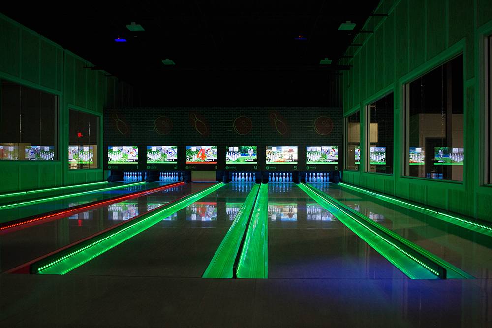 Legacy 925 | restaurant | 925 N Lapeer Rd, Oxford, MI 48371, USA | 2482928458 OR +1 248-292-8458