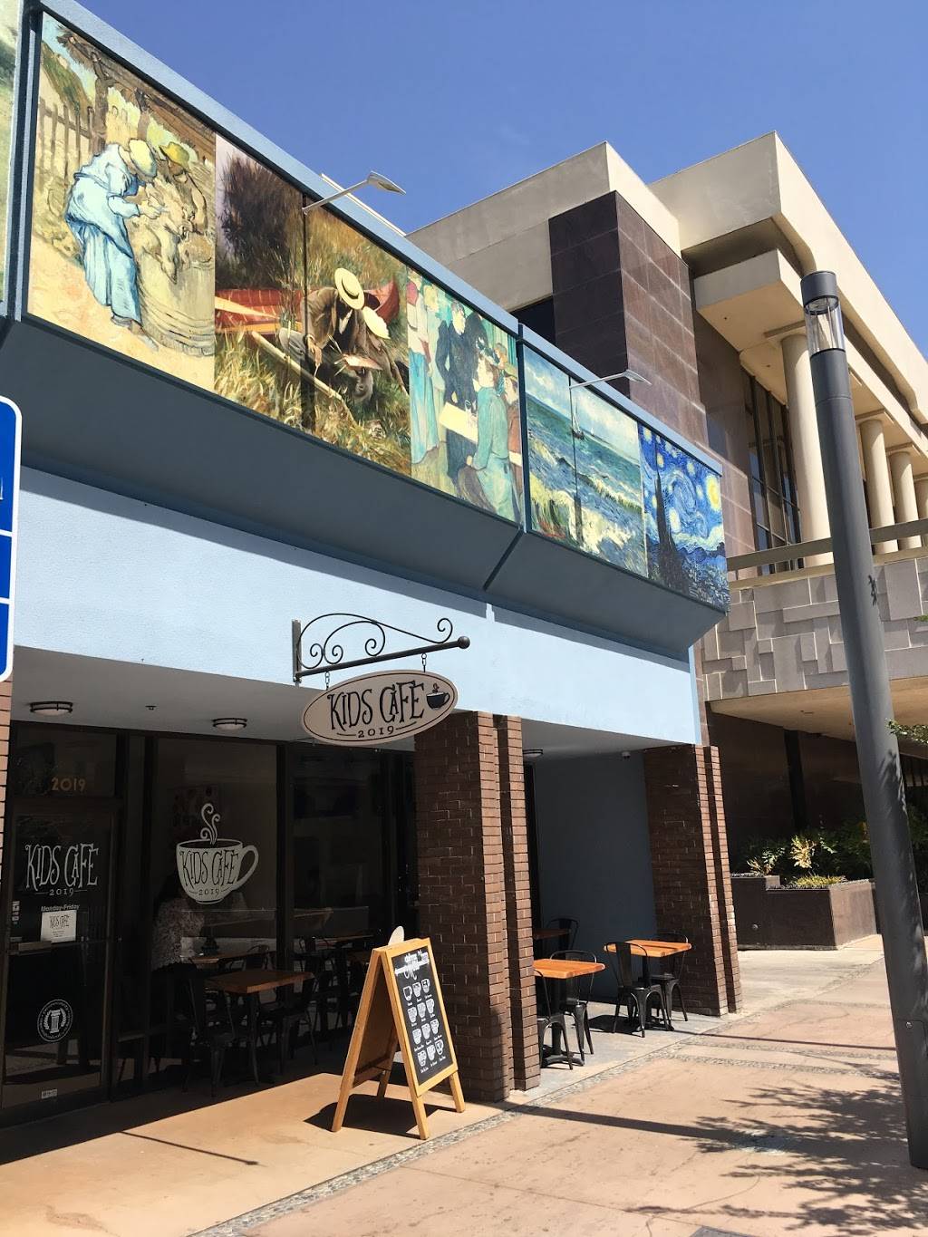 Kids Cafe 2019 | cafe | 2019 Mariposa Mall, Fresno, CA 93721, USA | 5592331059 OR +1 559-233-1059