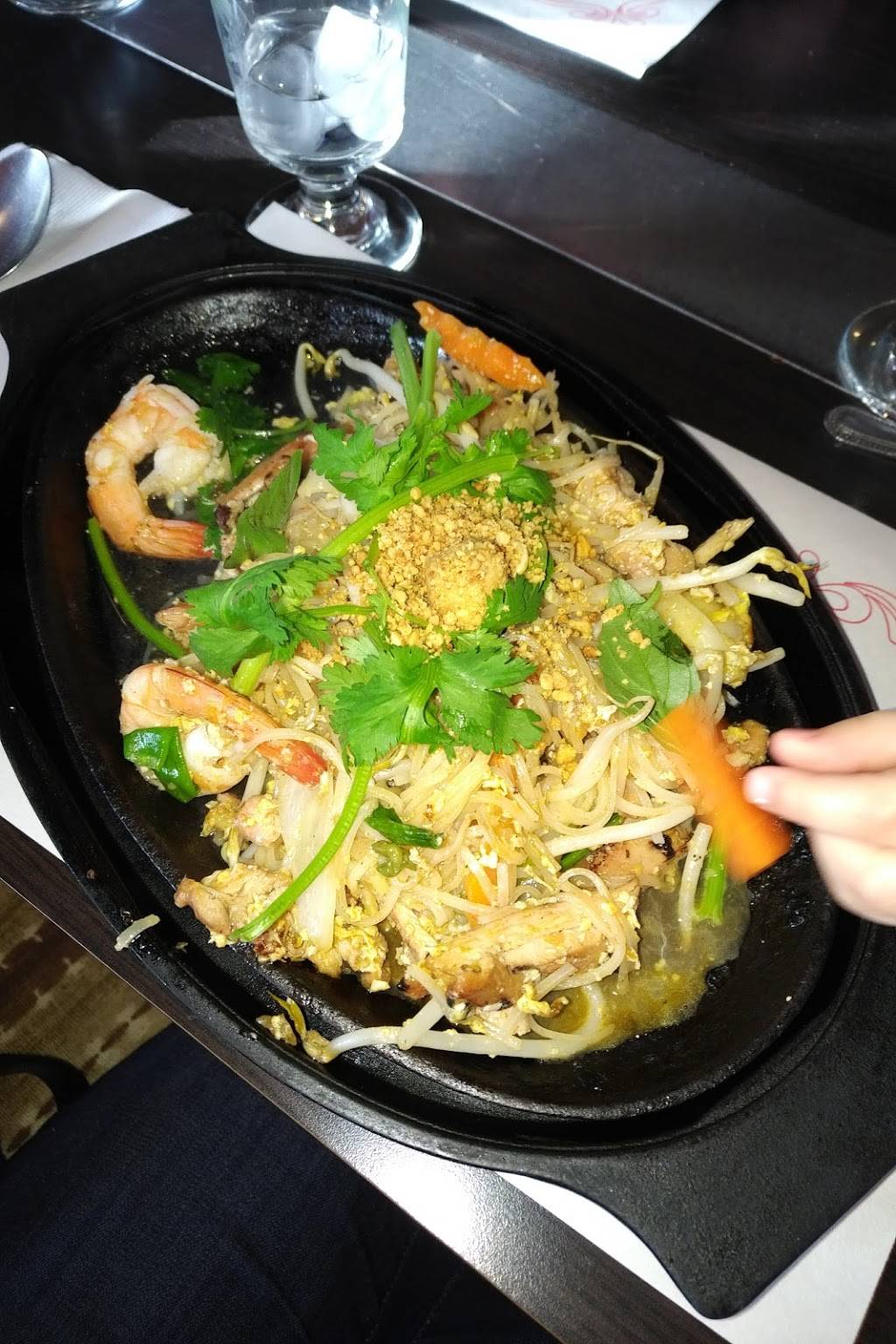 Restaurant Vien Dong | restaurant | 661 Boulevard des Laurentides, Laval, QC H7G 2V8, Canada | 4506291661 OR +1 450-629-1661