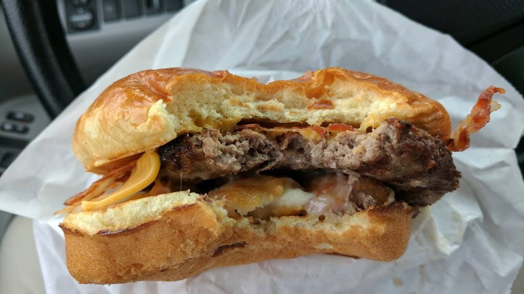 Bubbas Frozen Custard | restaurant | 1276 Capitol Dr, Pewaukee, WI 53072, USA | 2626958189 OR +1 262-695-8189