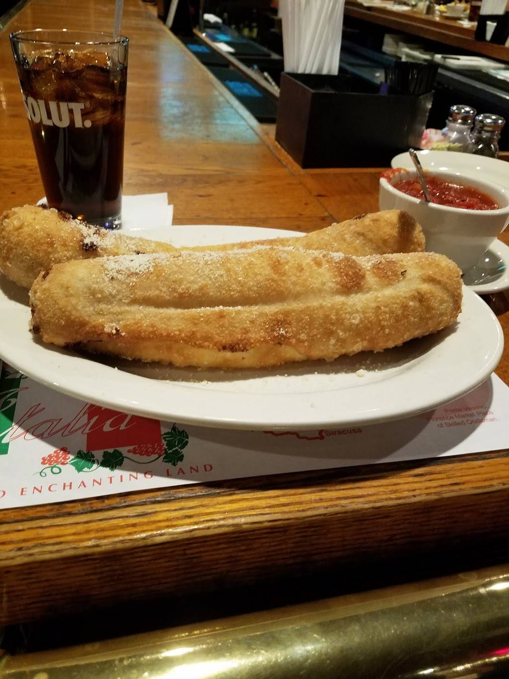 De Blasios Restaurant | restaurant | 1717 Cochran Rd, Pittsburgh, PA 15220, USA | 4125313040 OR +1 412-531-3040