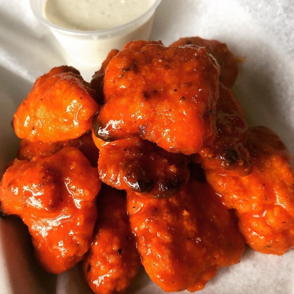 Novellas Pizza Milford | meal takeaway | 426 N Main St, Milford Charter Twp, MI 48381, USA | 2487172999 OR +1 248-717-2999