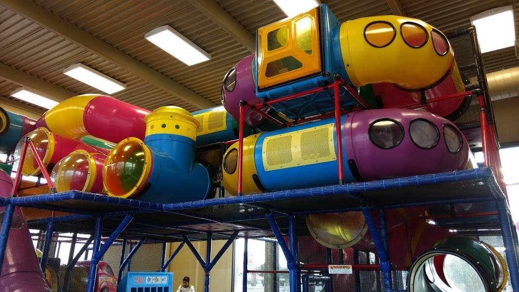 McDonalds | cafe | 5301 Quail Rd NW, Albuquerque, NM 87120, USA | 5058394024 OR +1 505-839-4024