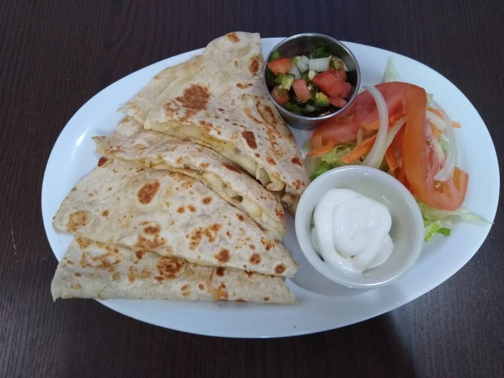 El Cuzcatlan | restaurant | 9395 Richmond Ave, Houston, TX 77063, USA | 7133602202 OR +1 713-360-2202